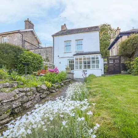 Chestnut Cottage,